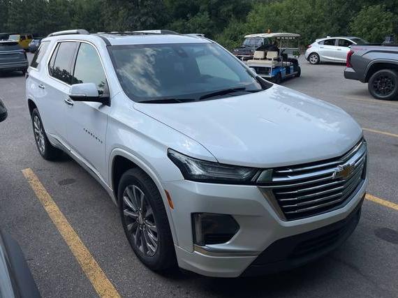 CHEVROLET TRAVERSE 2022 1GNEVKKW2NJ101635 image