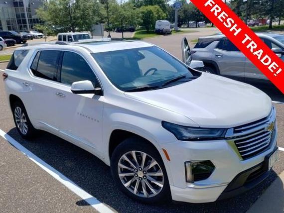 CHEVROLET TRAVERSE 2022 1GNEVKKW6NJ104697 image
