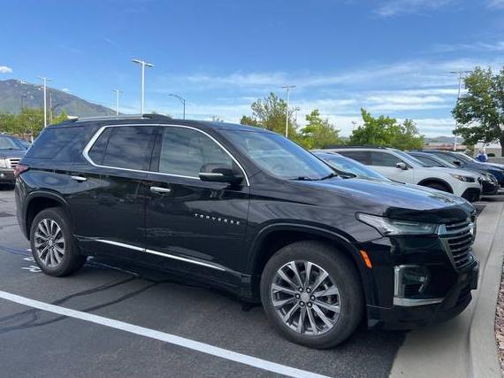 CHEVROLET TRAVERSE 2022 1GNEVKKW0NJ194574 image