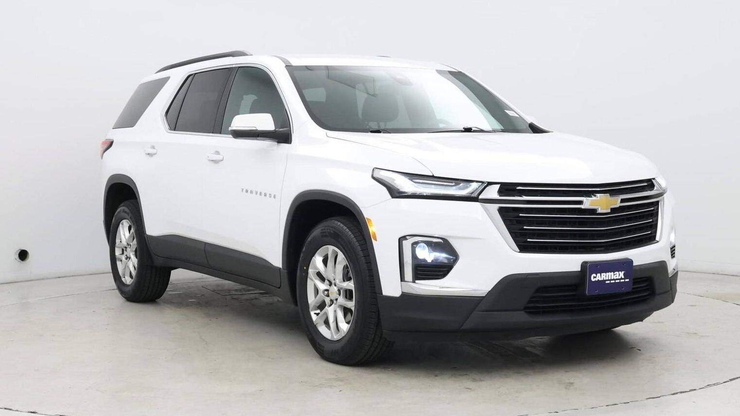 CHEVROLET TRAVERSE 2022 1GNERHKW8NJ107351 image