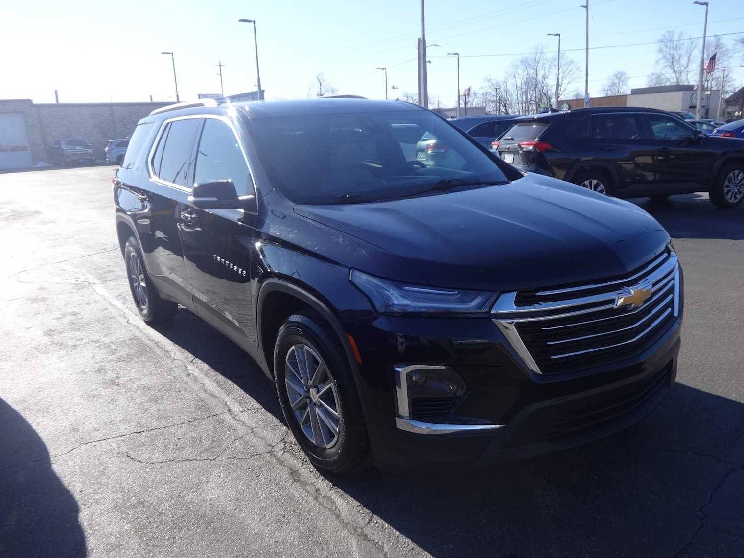 CHEVROLET TRAVERSE 2022 1GNERGKW6NJ163296 image