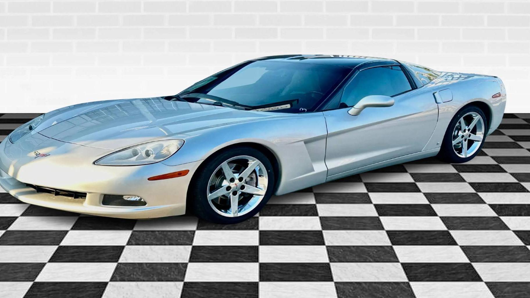 CHEVROLET CORVETTE 2006 1G1YY26U165129449 image