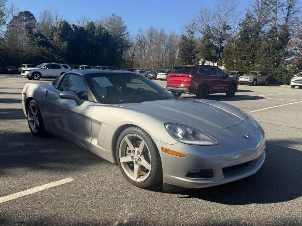 CHEVROLET CORVETTE 2005 1G1YY24U055115429 image