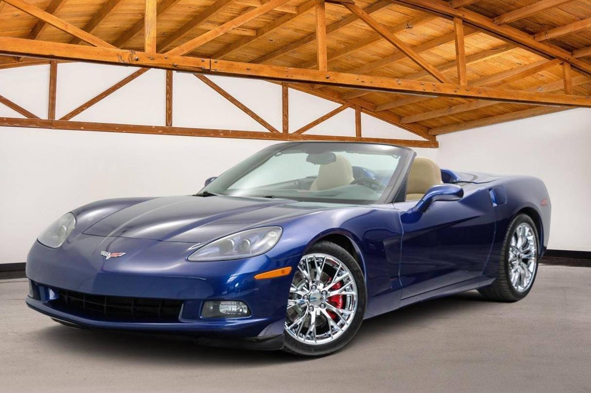 CHEVROLET CORVETTE 2005 1G1YY34U955127715 image