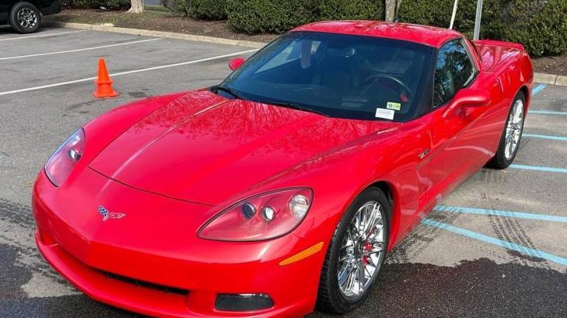 CHEVROLET CORVETTE 2005 1G1YY24U755115556 image