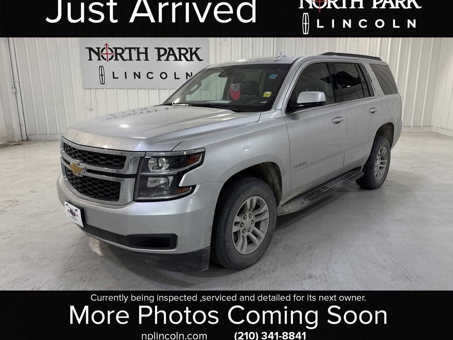 CHEVROLET TAHOE 2019 1GNSKBKC9KR395257 image