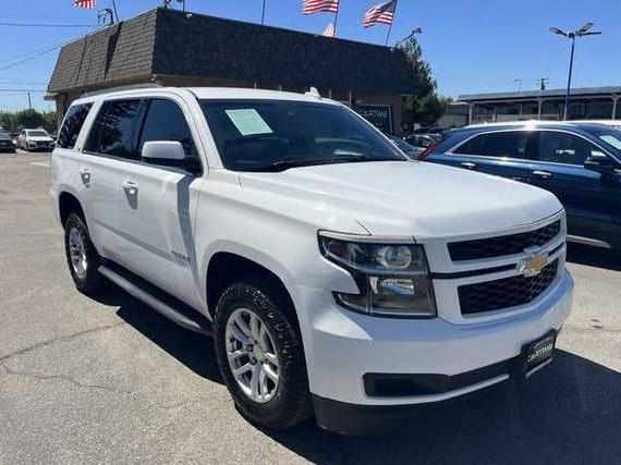 CHEVROLET TAHOE 2019 1GNSCBKC1KR112668 image CHEVROLET TAHOE 2019 1GNSCBKC1KR112668 image