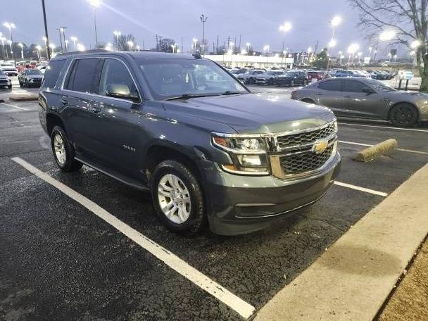 CHEVROLET TAHOE 2019 1GNSKBKCXKR372019 image