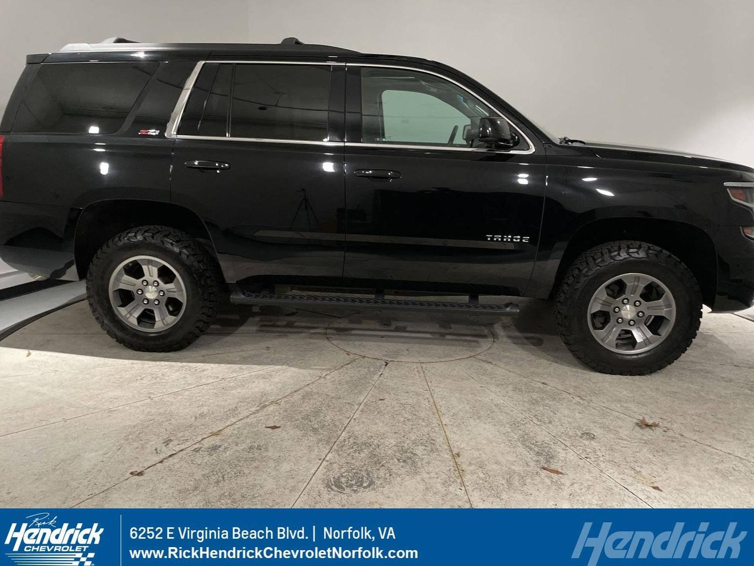 CHEVROLET TAHOE 2019 1GNSKBKC4KR231267 image