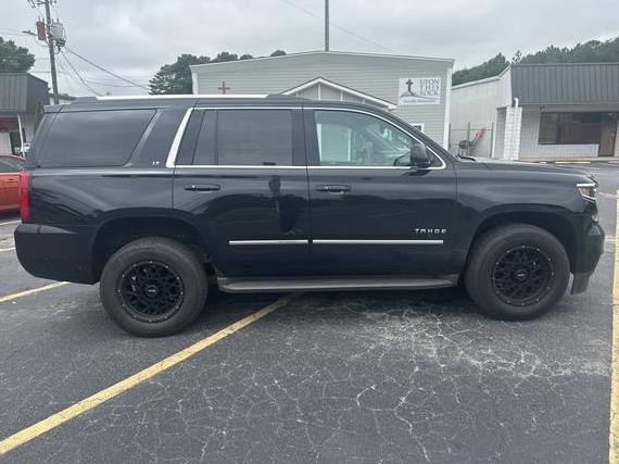 CHEVROLET TAHOE 2018 1GNSCBKC9JR169960 image