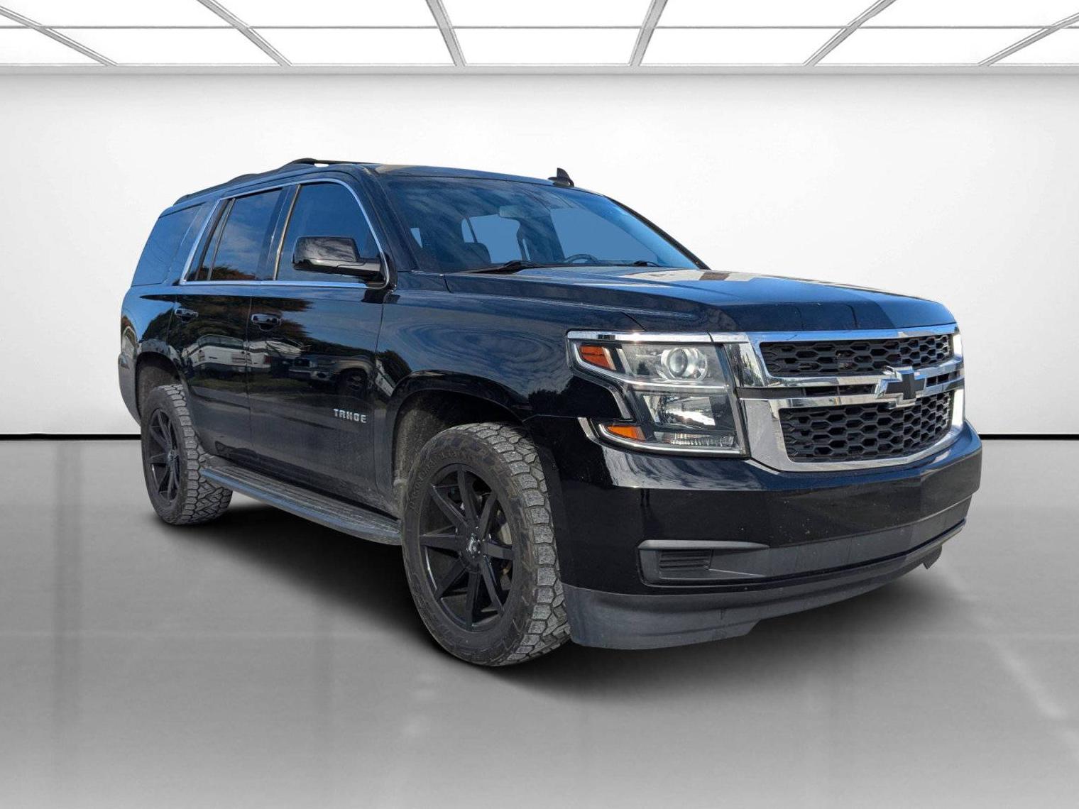 CHEVROLET TAHOE 2018 1GNSCAKC9JR384796 image