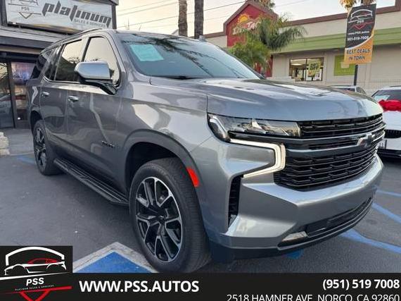 CHEVROLET TAHOE 2021 1GNSCRKD8MR427486 image