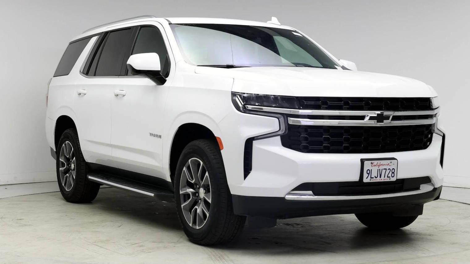 CHEVROLET TAHOE 2021 1GNSCMKD8MR426244 image