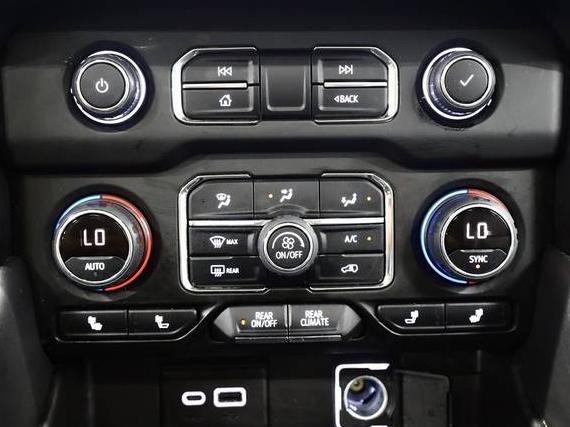 CHEVROLET TAHOE 2021 1GNSKPKD2MR422727 image