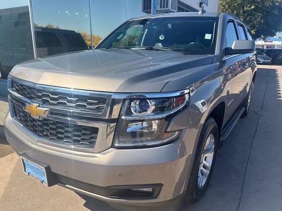 CHEVROLET TAHOE 2017 1GNSKBKC4HR255125 image CHEVROLET TAHOE 2017 1GNSKBKC4HR255125 image