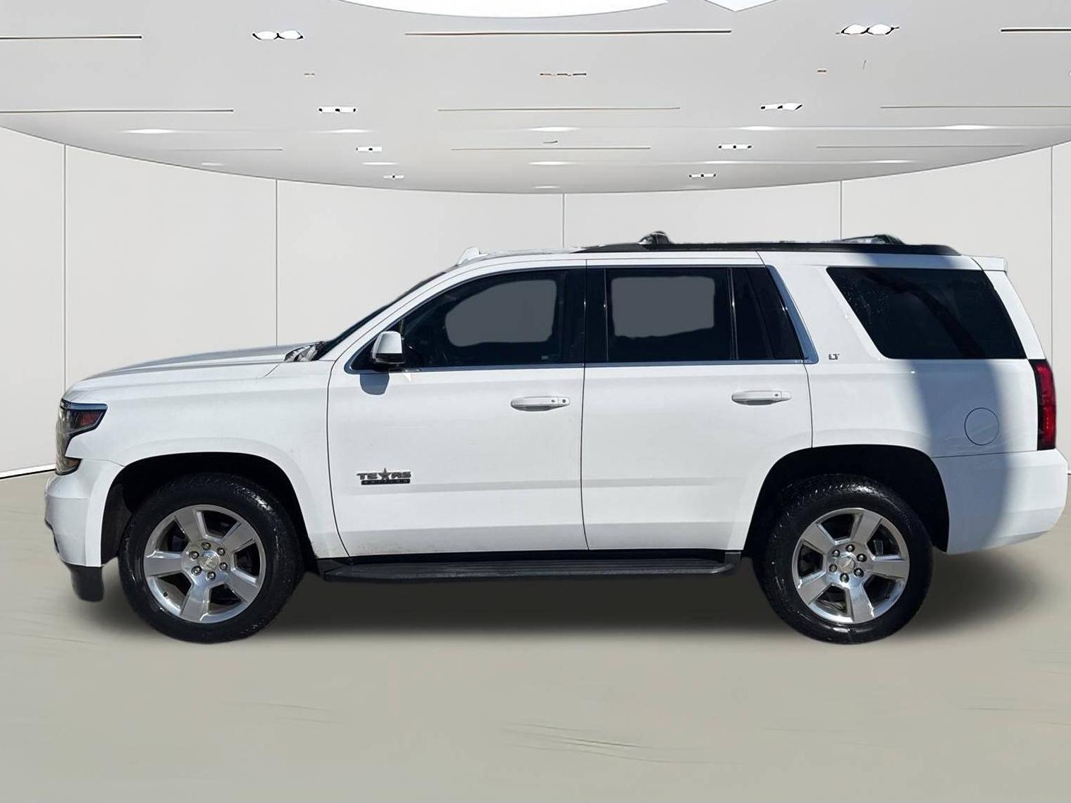 CHEVROLET TAHOE 2020 1GNSCBKCXLR298339 image