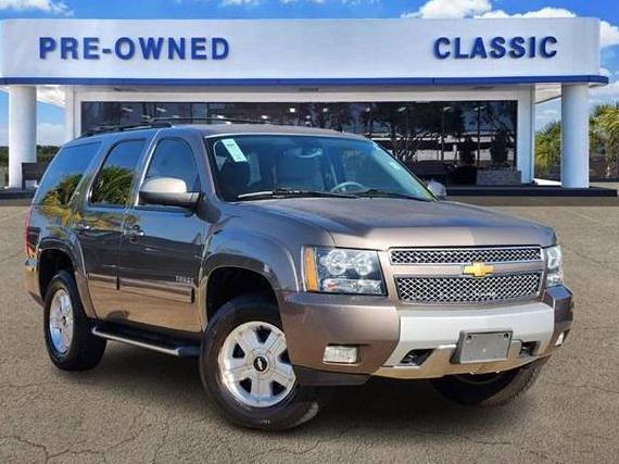 CHEVROLET TAHOE 2013 1GNSCBE05DR354240 image
