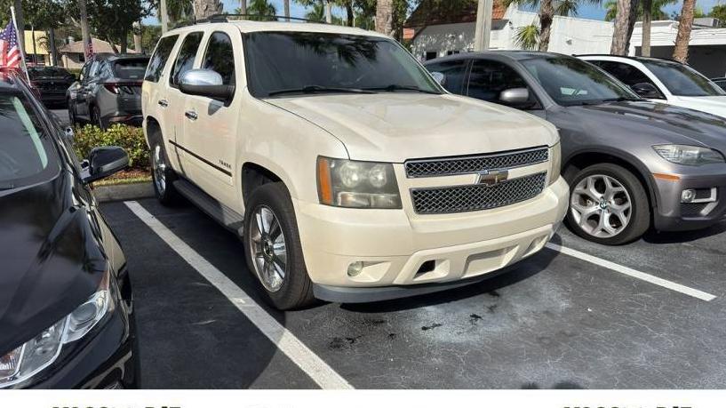 CHEVROLET TAHOE 2010 1GNUCCE06AR287285 image