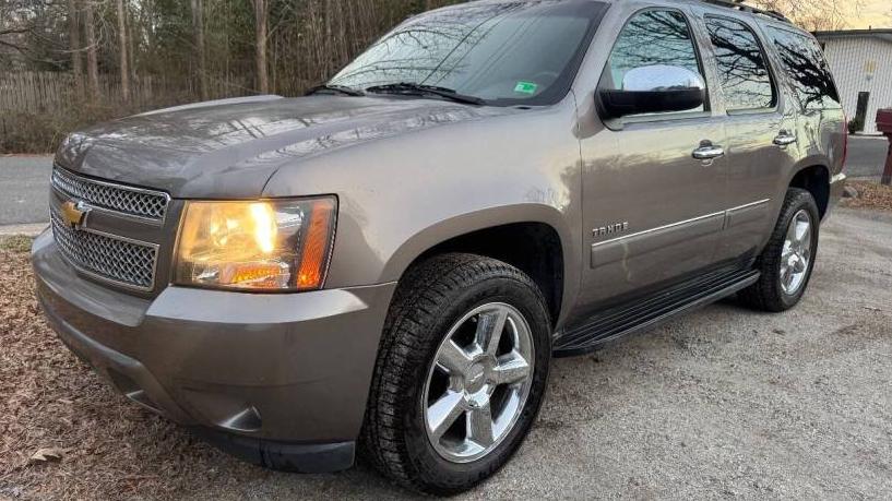 CHEVROLET TAHOE 2014 1GNSKCE06ER175991 image