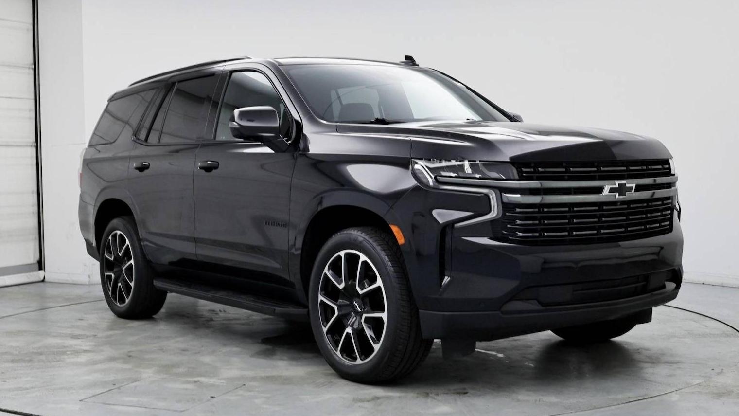 CHEVROLET TAHOE 2022 1GNSCRKD1NR263581 image