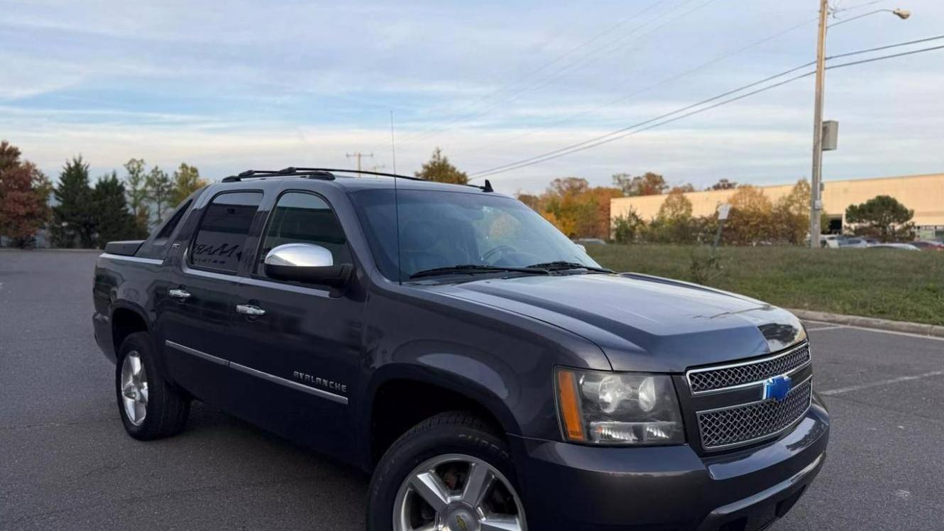 CHEVROLET AVALANCHE 2011 3GNTKGE37BG101304 image