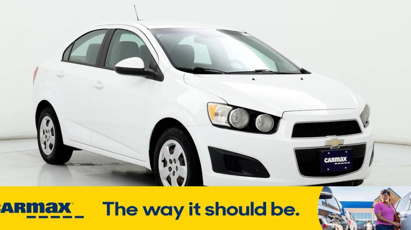 CHEVROLET SONIC 2016 1G1JA5SH6G4169078 image