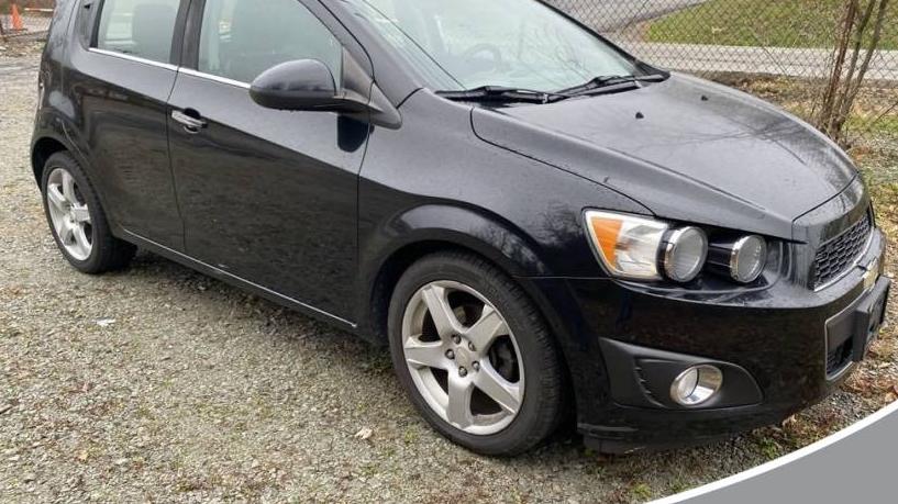 CHEVROLET SONIC 2016 1G1JE6SB0G4156901 image