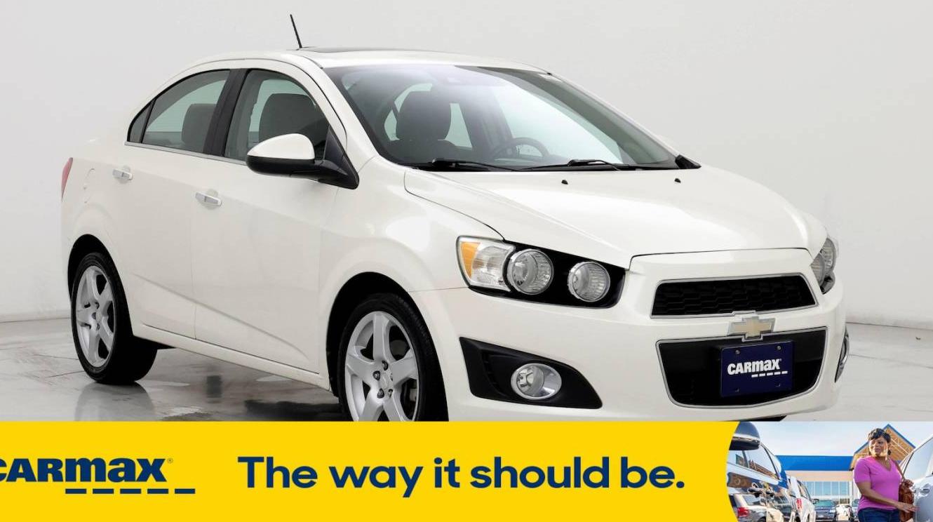 CHEVROLET SONIC 2016 1G1JE5SB2G4156781 image