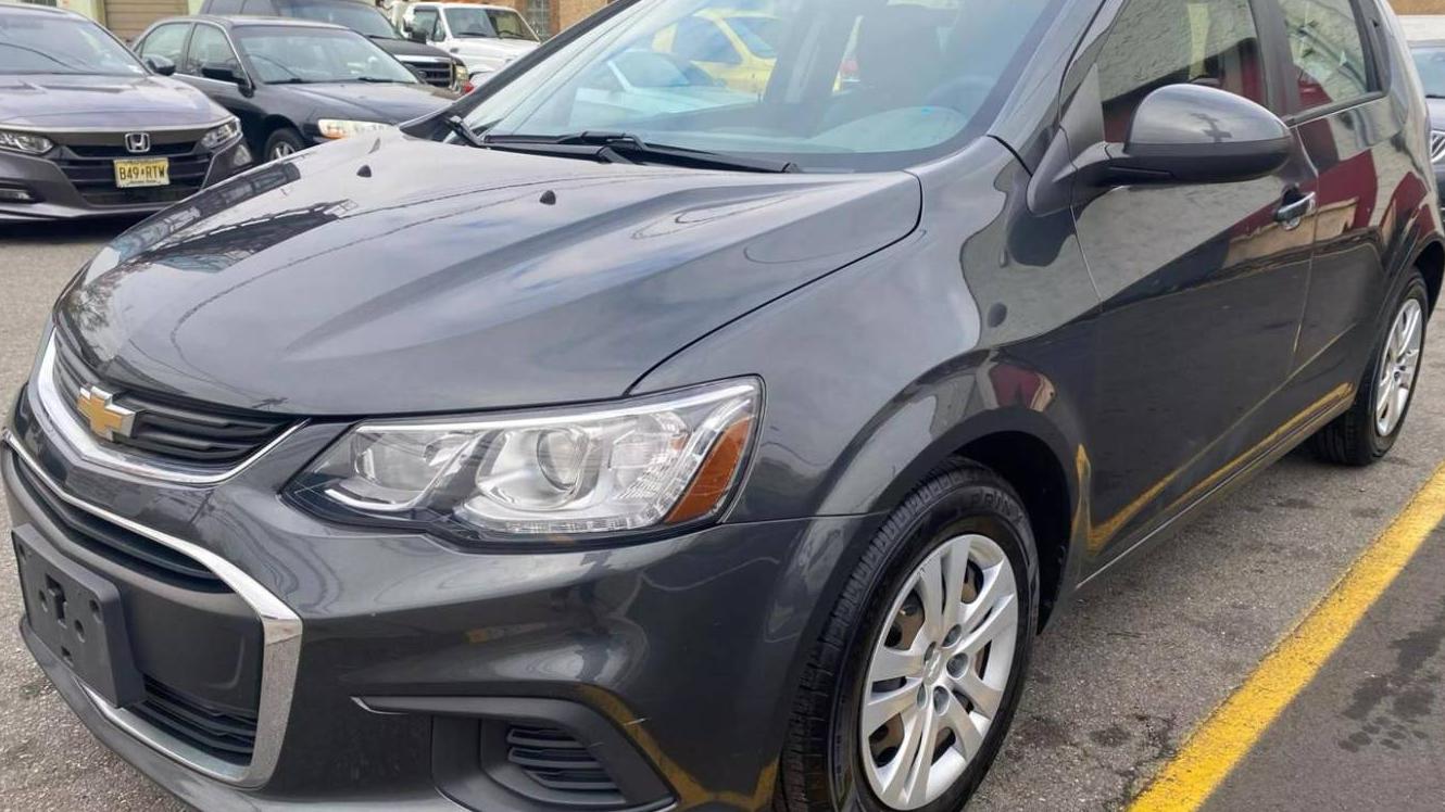 CHEVROLET SONIC 2019 1G1JG6SBXK4136805 image