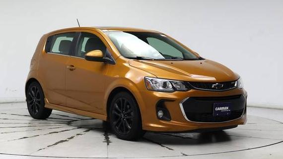 CHEVROLET SONIC 2019 1G1JE6SB7K4100186 image