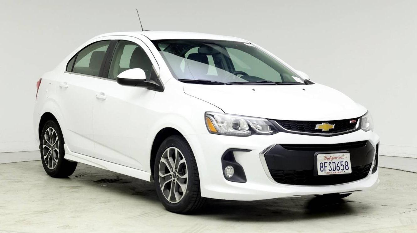 CHEVROLET SONIC 2019 1G1JD5SBXK4100650 image