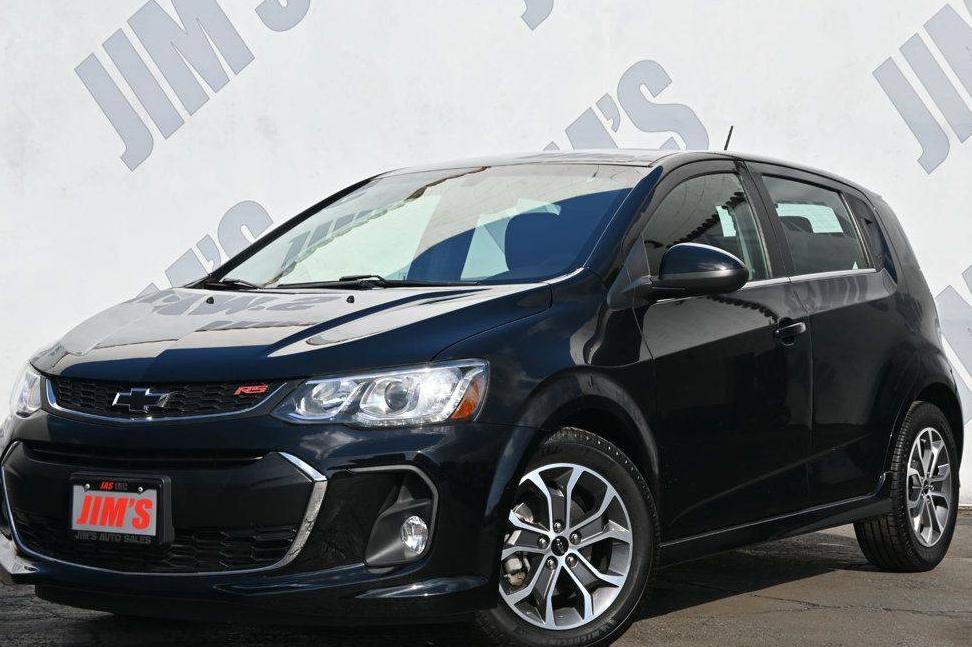 CHEVROLET SONIC 2019 1G1JD6SB5K4133545 image