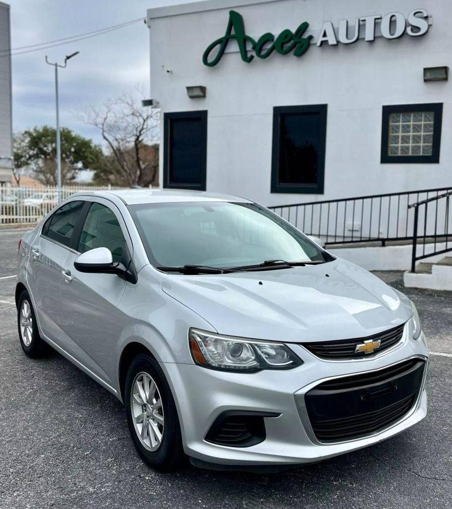 CHEVROLET SONIC 2018 1G1JD5SH7J4138758 image