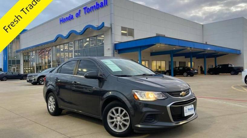 CHEVROLET SONIC 2018 1G1JD5SH9J4106670 image