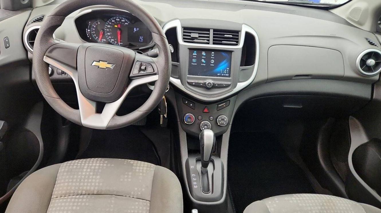 CHEVROLET SONIC 2017 1G1JB5SHXH4137930 image