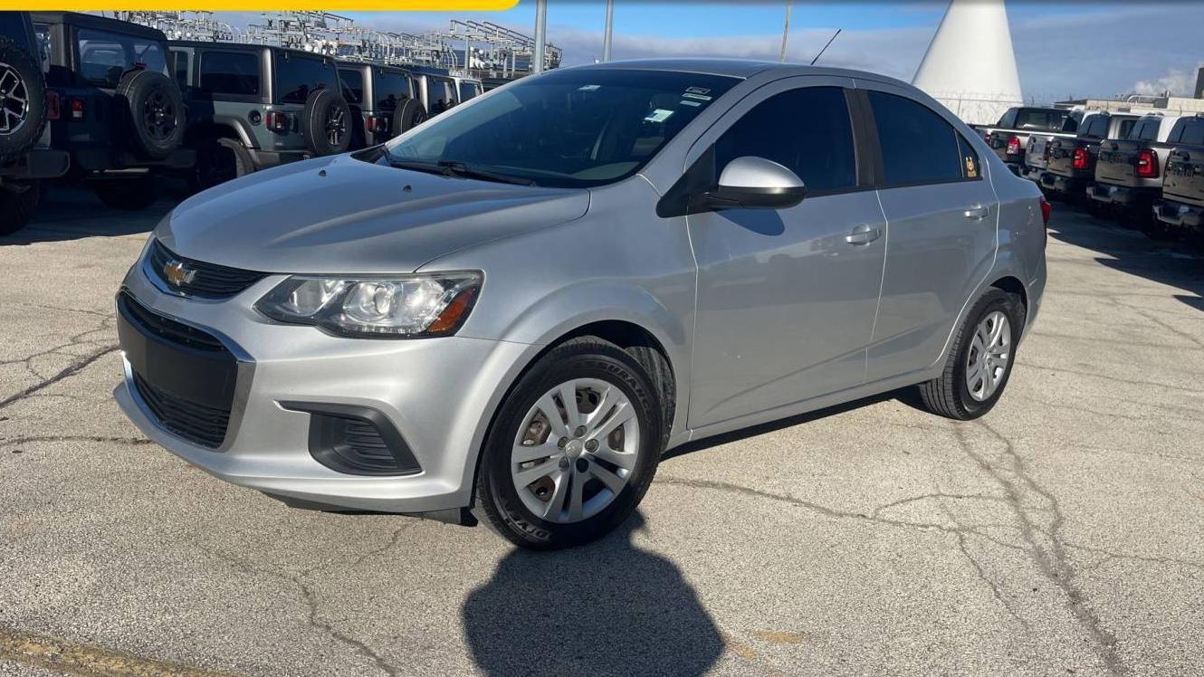 CHEVROLET SONIC 2017 1G1JB5SH5H4138130 image