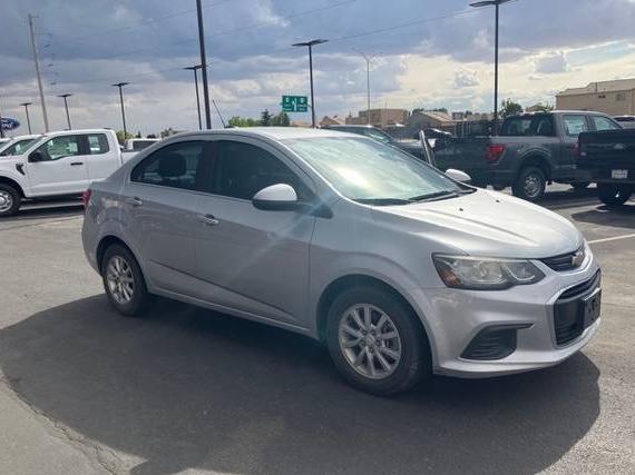 CHEVROLET SONIC 2017 1G1JD5SHXH4143818 image