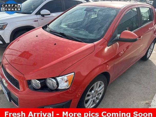 CHEVROLET SONIC 2013 1G1JC6SH6D4208358 image