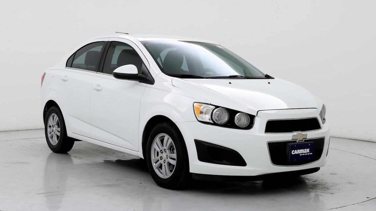 CHEVROLET SONIC 2015 1G1JC5SH2F4207589 image