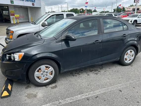 CHEVROLET SONIC 2015 1G1JA5SH3F4215433 image