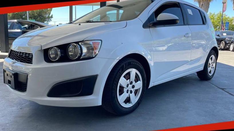 CHEVROLET SONIC 2015 1G1JA6SHXF4116274 image