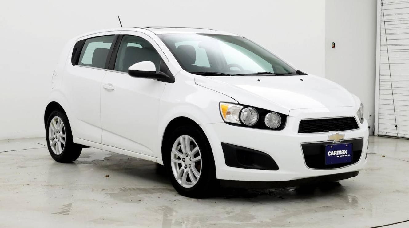 CHEVROLET SONIC 2015 1G1JC6SBXF4157185 image