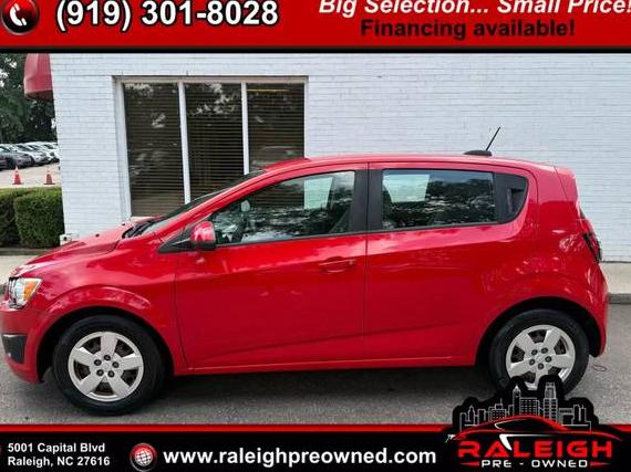 CHEVROLET SONIC 2015 1G1JA6SH4F4151280 image