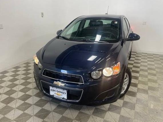 CHEVROLET SONIC 2015 1G1JC5SH2F4136037 image