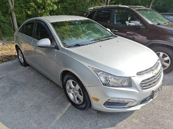 CHEVROLET CRUZE 2016 1G1PE5SBXG7173580 image