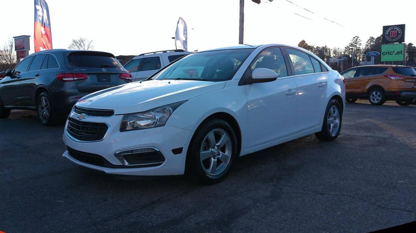 CHEVROLET CRUZE 2016 1G1PE5SB3G7130084 image