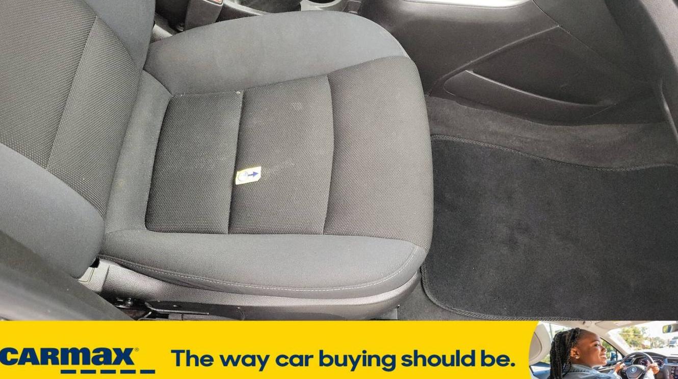 CHEVROLET CRUZE 2016 1G1PE5SB9G7171271 image
