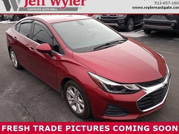 CHEVROLET CRUZE 2019 1G1BE5SM9K7115755 image