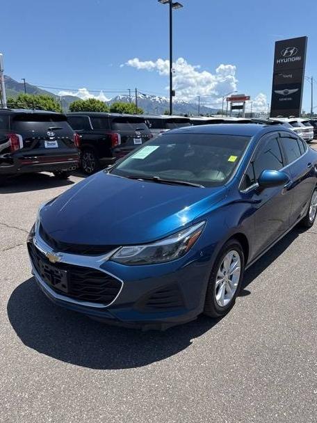 CHEVROLET CRUZE 2019 1G1BE5SM3K7111409 image