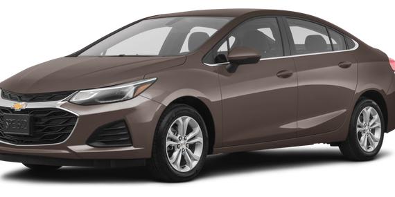 CHEVROLET CRUZE 2019 1G1BE5SM6K7124557 image